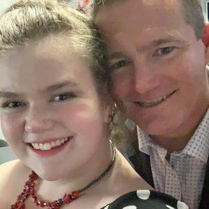 Meet your Posher, Caitlin